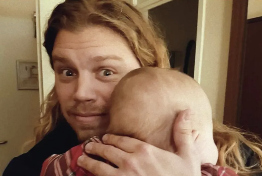 Netflix热播纪录片《千子之父：捐精狂奇案》，丧心病狂，捐J狂魔，15年和伙伴比赛捐精，孩子遍布全球